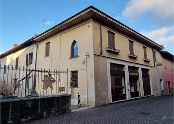 CENTRO PAESE E SENZA SPESE CONDOMINIALI